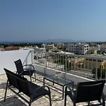 Noufaro Rooftop-sea View Apartment