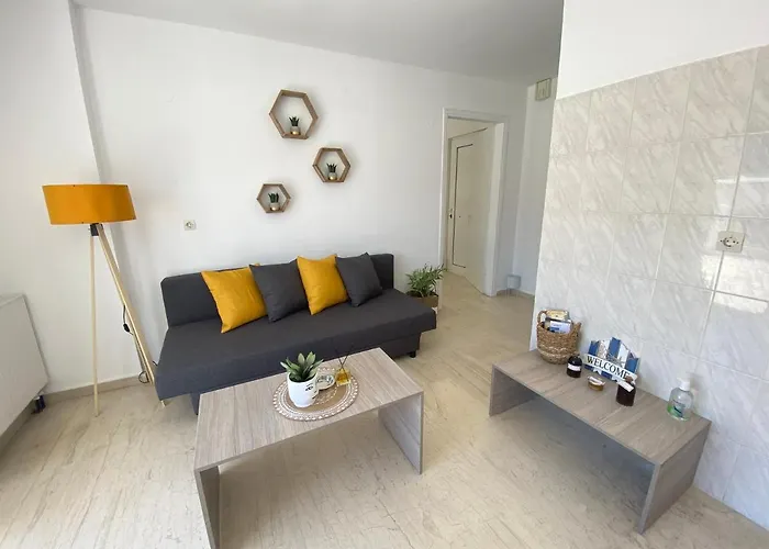 Daire Noufaro Rooftop-sea View *