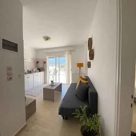 Апартаменты Noufaro Rooftop-sea View