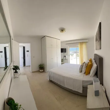 Noufaro Rooftop-sea View *